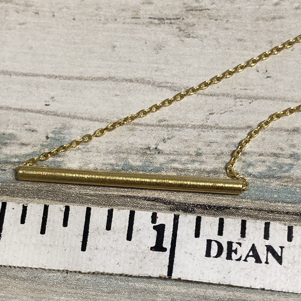 Dainty Bar Pendant Necklace gold Tone Chain 15" NWOT - Picture 6 of 7